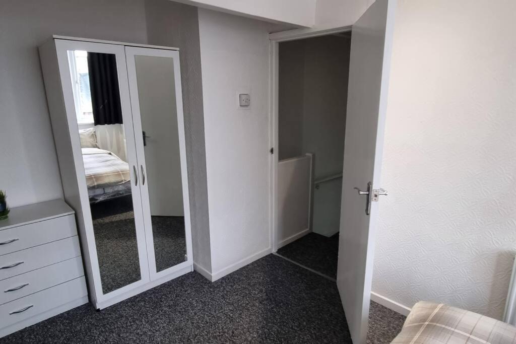 Your Home Away From Home. Leeds  Exterior foto